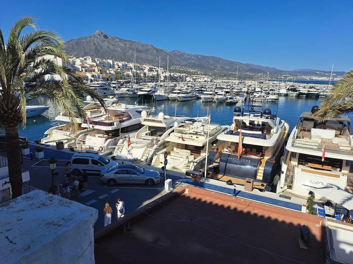 Suite Privado 1A Linea Puerto Banus. Atico Enorme, Vistas Increibles Marbella Hiszpania